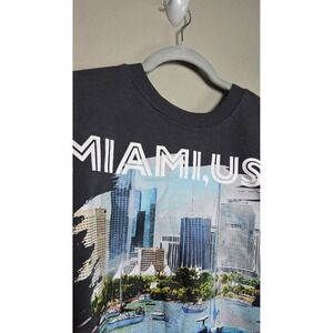 Formula 1 Miami Grand Prix F1 Racing Sweatshirt Mens Large Charcoal Graphic NWT